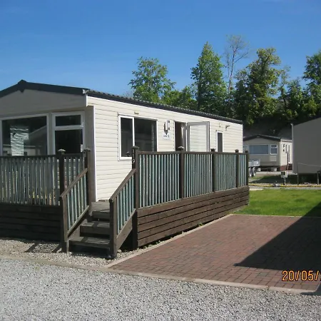 119 Brigham Holiday Park. Apartment