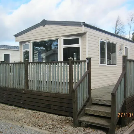 119 Brigham Holiday Park. Apartman *